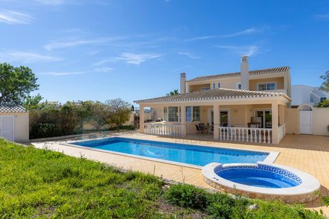 Haus in Luz, Faro, Luz - € 775.000 | Ref: V1896 - Foto 1
