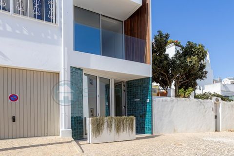 Haus in Luz, Faro, Luz - € 780.000 | Ref: V1836 - Foto 1