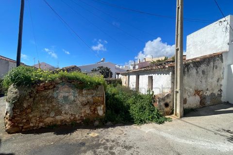 Villa em Luz, Faro, Luz - € 100.000 | Ref: V1788 - foto 1