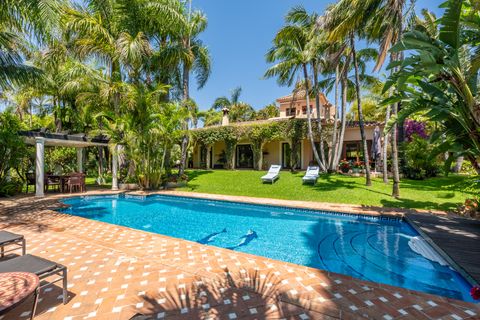 Villa in Marbella, Malaga, Marbella - € 6.700.000 | Ref: R112-06327 - foto 1