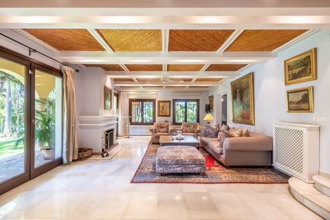 Villa in Marbella, Malaga, Marbella - € 6.700.000 | Ref: R112-06327 - foto 2