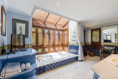 Villa in Marbella, Malaga, Marbella - € 6.700.000 | Ref: R112-06327 - foto 18