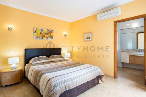 Villa in Estombar, Faro, Estombar - € 1.195.000 | Ref: City-25-100C - foto 12