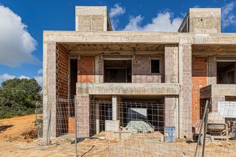 Villa in Alvor, Faro, Alvor - € 780.000 | Ref: City-24-63C - foto 1