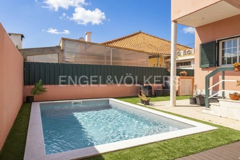 Villa i Almada, Setubal, Almada - € 750.000 | Ref: W-048HC6 - foto 1