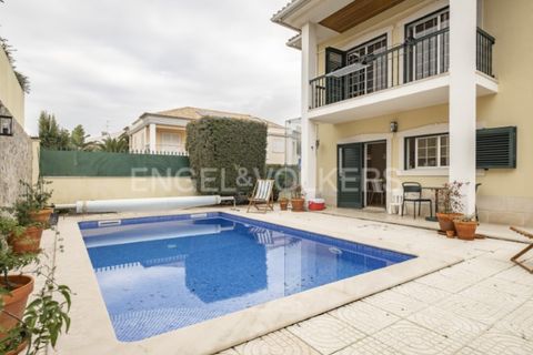 Villa in Carcavelos, Lisbon, Carcavelos - € 1.495.000 | Ref: W-030UIM - foto 1