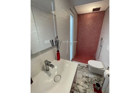 Villa - Almada, Setubal, Almada - € 1 150 000 | Réf : 17669 - photo 13