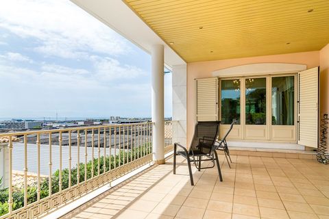 Villa i Amadora, Lisbon, Amadora - € 1.799.000 | Ref: SAV16349 - foto 9