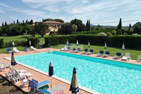 Villa i Cecina, Livorno, Cecina - € 1.300.000 | Ref: IA04268 - foto 10