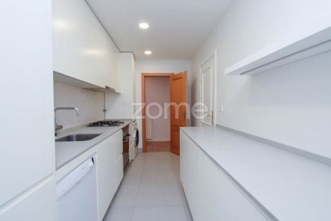 Apartament a Belas, Lisbon, Belas - € 2.100/mes | Ref: ZMPT585602 - foto 17