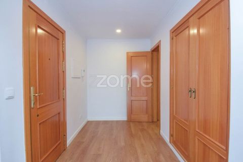 Apartament a Belas, Lisbon, Belas - € 2.100/mes | Ref: ZMPT585602 - foto 19