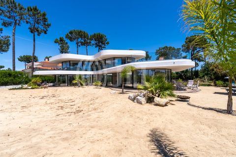 Villa em Almada, Setubal, Almada - € 2.690.000 | Ref: 98337 - foto 1
