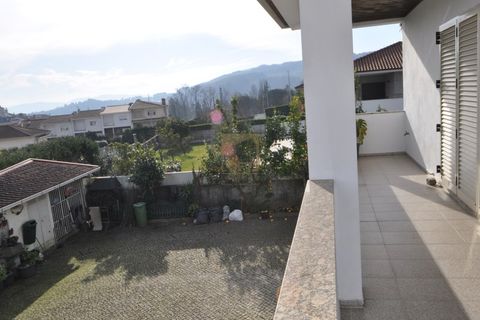 Villa i Guimaraes, Braga, Guimaraes - € 550.000 | Ref: CAS_1095 - foto 27