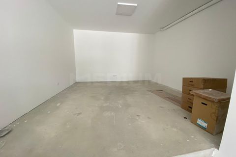 Erhvervsejendom i Maia, Porto, Maia - € 130.000 | Ref: M1957 - foto 4