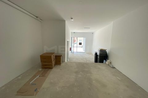 Erhvervsejendom i Maia, Porto, Maia - € 130.000 | Ref: M1957 - foto 5