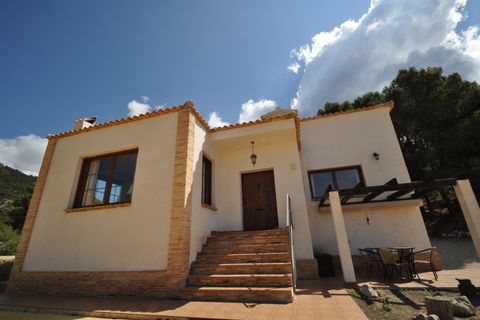 Villa en Castalla, Alicante, Castalla - € 499.995 | Ref: 11356C2607 - photo 10