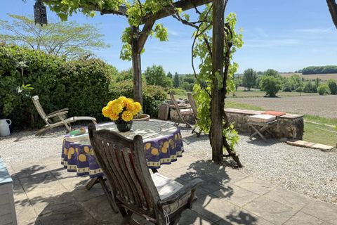 Villa a Aubeterre-sur-Dronne, Charente, Aubeterre-sur-Dronne - € 175.000 | Ref: BVI85485 - foto 2