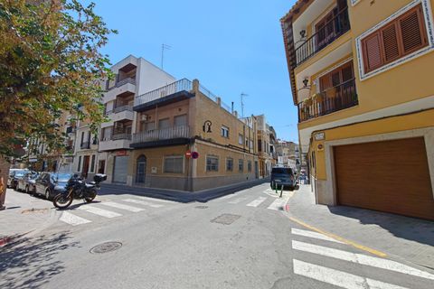 Villa in Aldaia, Valencia - photo 2