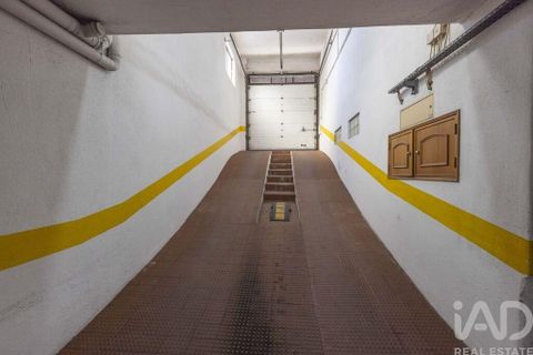 Leilighet i Amadora, Lisbon, Amadora - € 350 000 | Ref: 974766 - foto 19