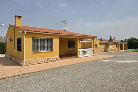 Villa i Villena, Alicante, Villena - € 395.000 | Ref: IVD13882 - foto 2