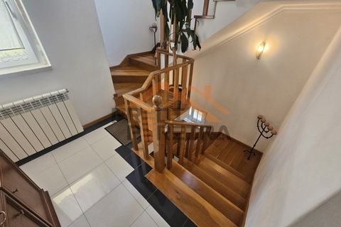 Villa i Odivelas, Lisbon, Odivelas - € 850.000 | Ref: PP5958 - foto 12