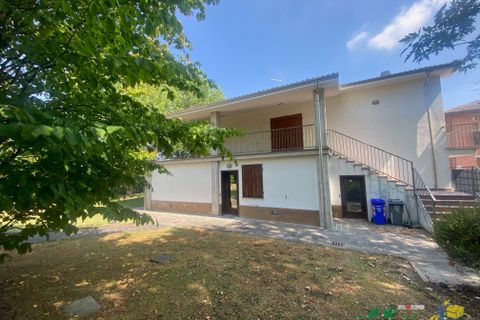 Villa a Noceto, Parma, Noceto - € 390.000 | Ref: 951 - foto 12