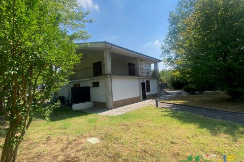 Villa a Noceto, Parma, Noceto - € 390.000 | Ref: 951 - foto 13