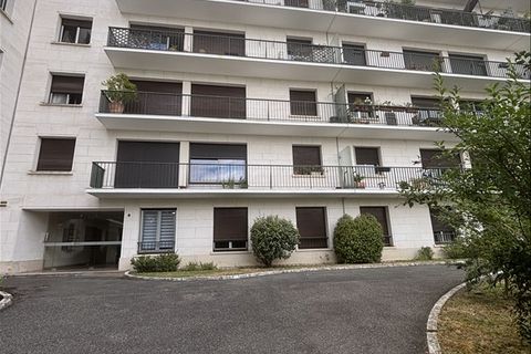 Studio em Saint-Cloud, Hauts-de-Seine, Saint-Cloud - € 900/mês | Ref: AN006020 - foto 8