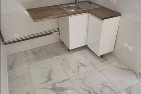 Byhus i Le Bourget, Seine-Saint-Denis, Le Bourget - € 1.050/måned | Ref: AN004345 - foto 7