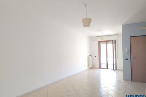 Lejlighed i Adelfia, Bari, Adelfia - € 180.000 | Ref: M240 - foto 3