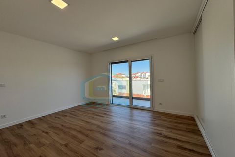 Villa a Santa Barbara, Lisbon, Santa Barbara - € 498.000 | Ref: CAS_246 - foto 25