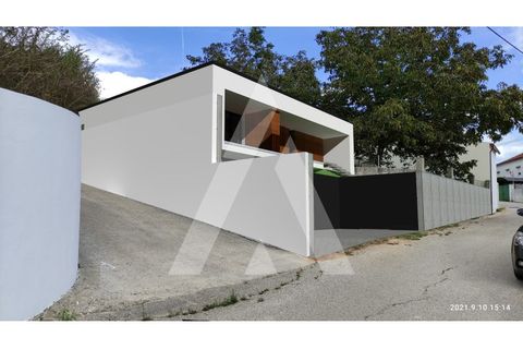 Helårsgrund i Coimbra, Coimbra, Coimbra - € 59.000 | Ref: 1120979/23CB - foto 1