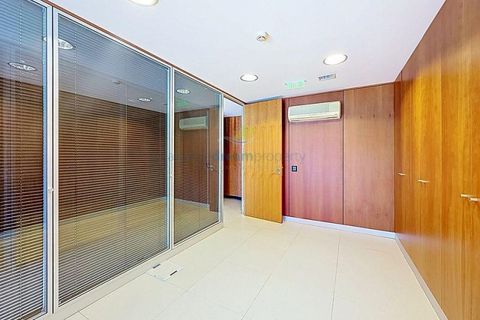 L'establiment comercial a Albufeira, Faro, Albufeira - € 3.500/mes | Ref: DP-01 - foto 16