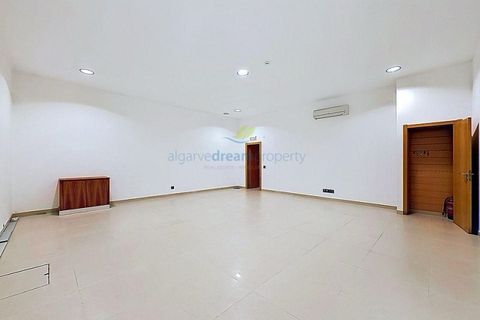 L'establiment comercial a Albufeira, Faro, Albufeira - € 3.500/mes | Ref: DP-01 - foto 19