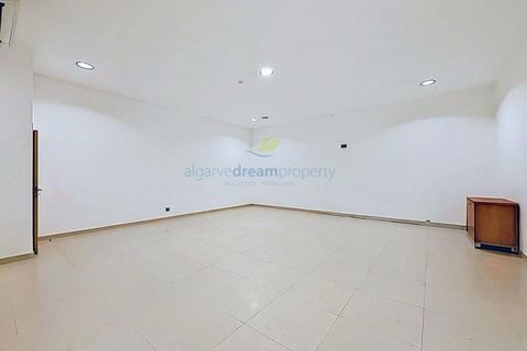 L'establiment comercial a Albufeira, Faro, Albufeira - € 3.500/mes | Ref: DP-01 - foto 21