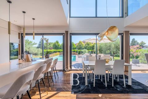 Villa i Messery, Haute-Savoie, Messery - € 1.830.000 | Ref: SZE2502 - foto 11