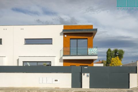 Villa i Aveiro, Aveiro, Aveiro - € 595.000 | Ref: CAS_2096 - foto 1