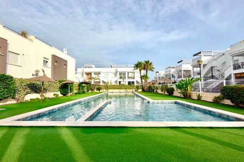 Apartament a Torrevieja, Alicante - foto 1