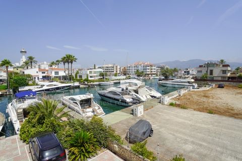Villa i Empuriabrava, Gerona, Empuriabrava - € 755.000 | Ref: 514 - foto 22
