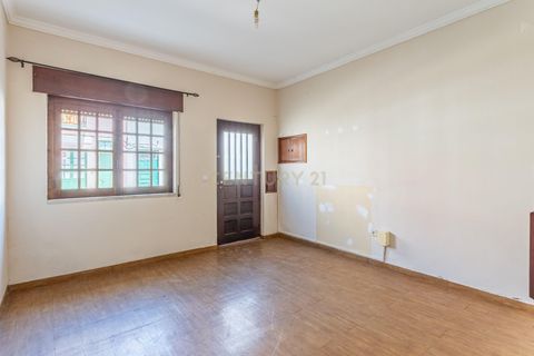 Villa i Azambuja, Lisbon, Azambuja - € 380.000 | Ref: C0222-07196 - foto 3