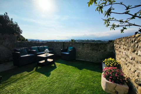 Villa a Cagnes-sur-Mer, Alpes-Maritimes, Cagnes-sur-Mer - € 480.000 | Ref: 447899RLU1107RLU - foto 2