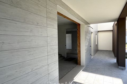 Villa i Camponogara, Venice, Camponogara - € 300.000 | Ref: CAMPNG3 - foto 9