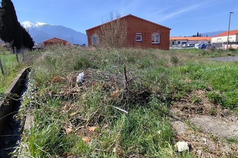 Helårsgrund i Vinca, Pyrenees-Orientales, Vinca - € 65.000 | Ref: 606444DEF2D64403 - foto 1