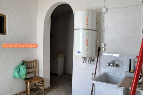 Cave house i Galera, Granada, Galera - € 35.000 | Ref: cs1701 - foto 9