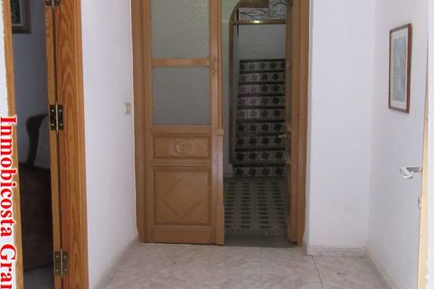 Landsbyhus i Albondon, Granada, Albondon - € 80.000 | Ref: C0467 - foto 2
