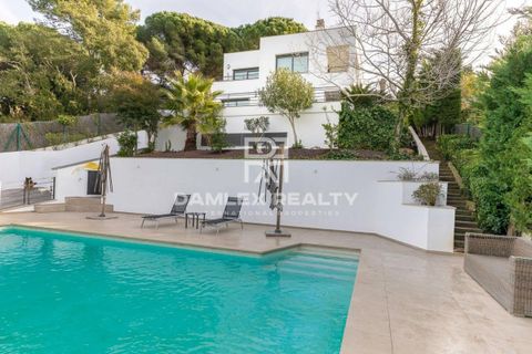 Villa i Lloret De Mar, Gerona, Lloret De Mar - € 1.190.000 | Ref: 161158 - foto 1