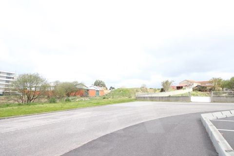 Helårsgrund i Aveiro, Aveiro, Aveiro - € 1.800.000 | Ref: 1010404/19GL - foto 1
