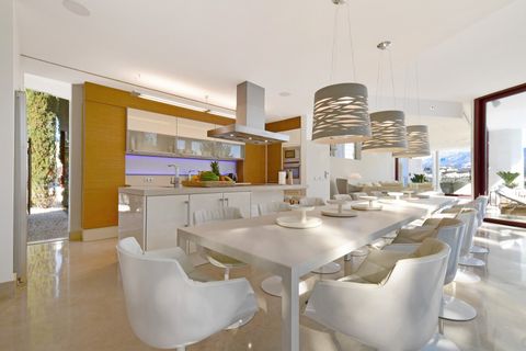 Villa a Marbella, Malaga, Marbella - € 4.400.000 | Ref: R112-09668 - foto 7