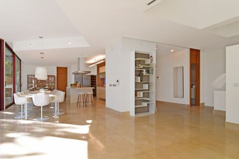 Villa a Marbella, Malaga, Marbella - € 4.400.000 | Ref: R112-09668 - foto 15