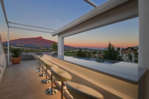 Villa a Marbella, Malaga, Marbella - € 4.400.000 | Ref: R112-09668 - foto 19